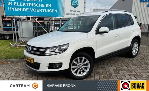 Volkswagen Tiguan 1.4 TSI Sport&amp;Style NAVI/PDC/XENON/CRUIS